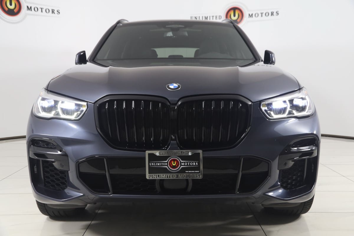 Used 2022 BMW X5 M50i w/ Executive Package AWD/4WD image 56