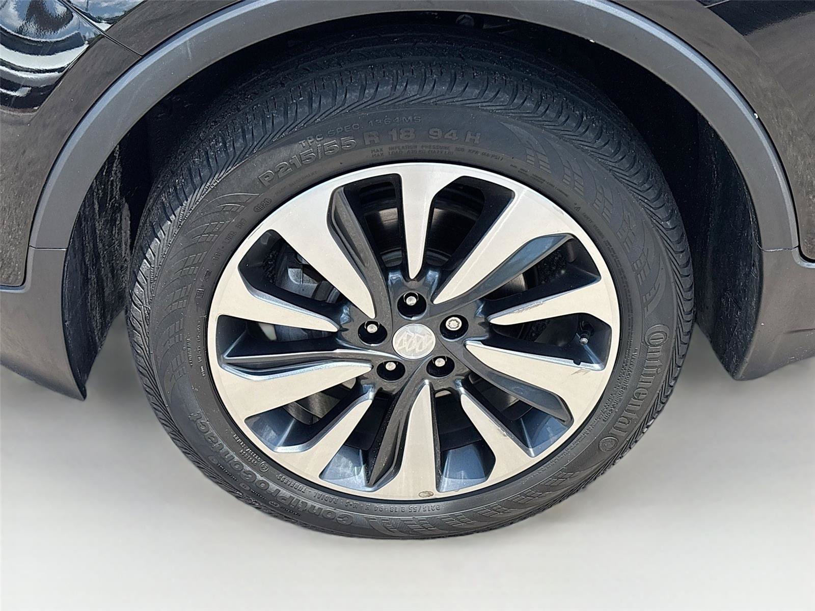 Used 2021 Buick Encore Preferred AWD/4WD image 28