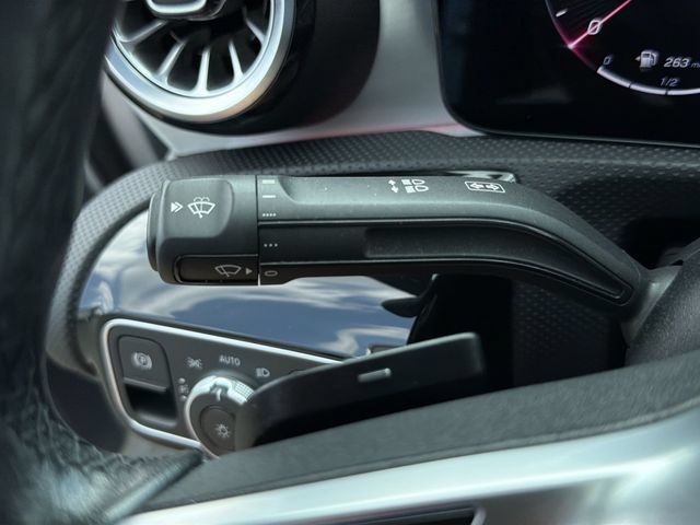 Used 2025 Mercedes-Benz CLA 250 image 30