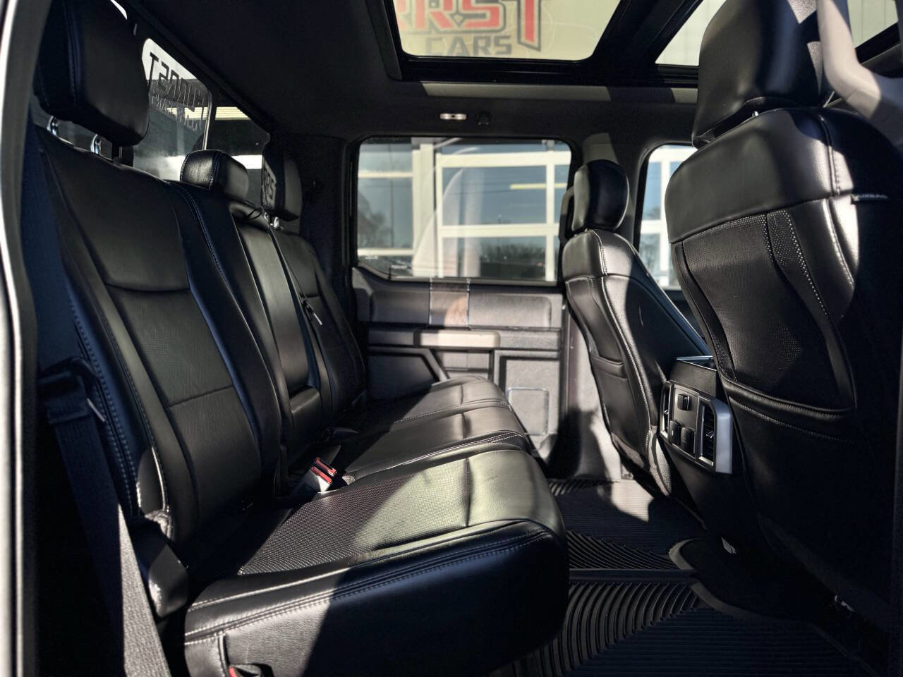 Used 2019 Ford F250 Lariat w/ Lariat Ultimate Package image 39