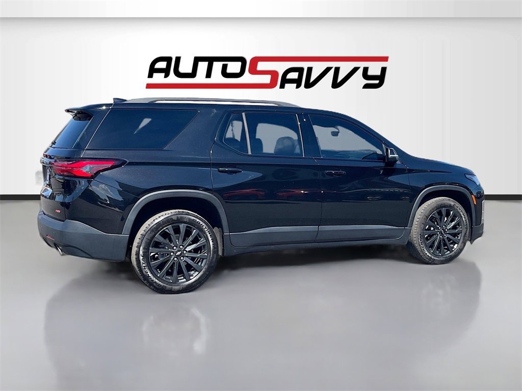 Used 2023 Chevrolet Traverse RS image 7