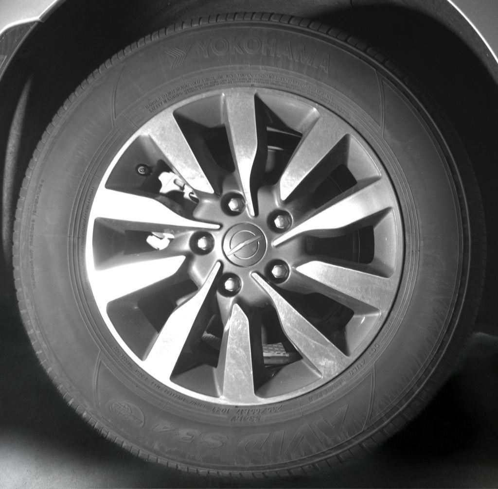 Used 2024 Chrysler Pacifica Limited FWD image 13