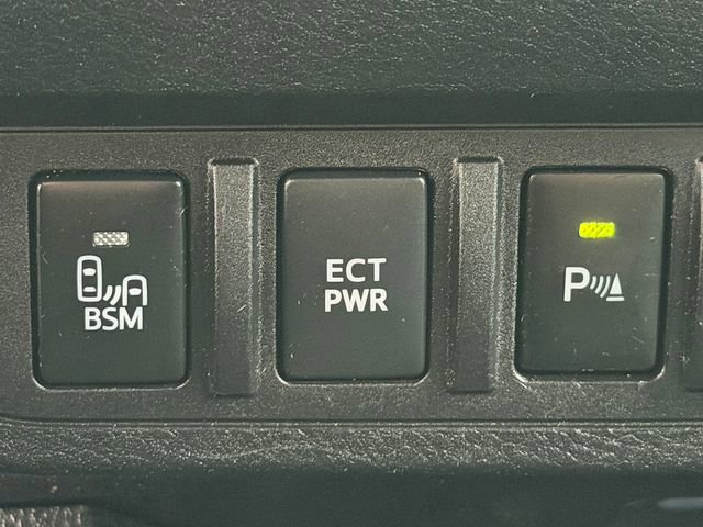 Certified 2023 Toyota Tacoma TRD Off-Road w/ Technology Package image 39