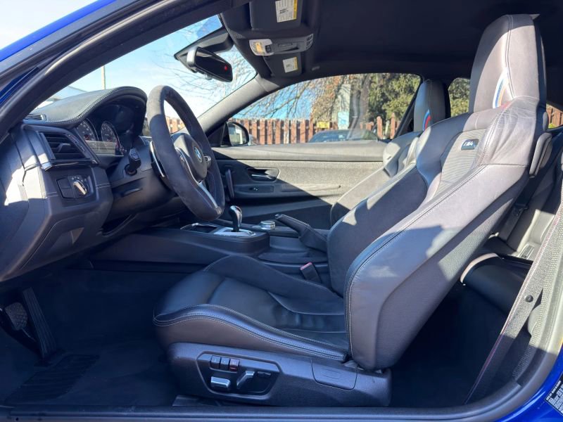 Used 2020 BMW M4 CS w/ Executive Package image 10