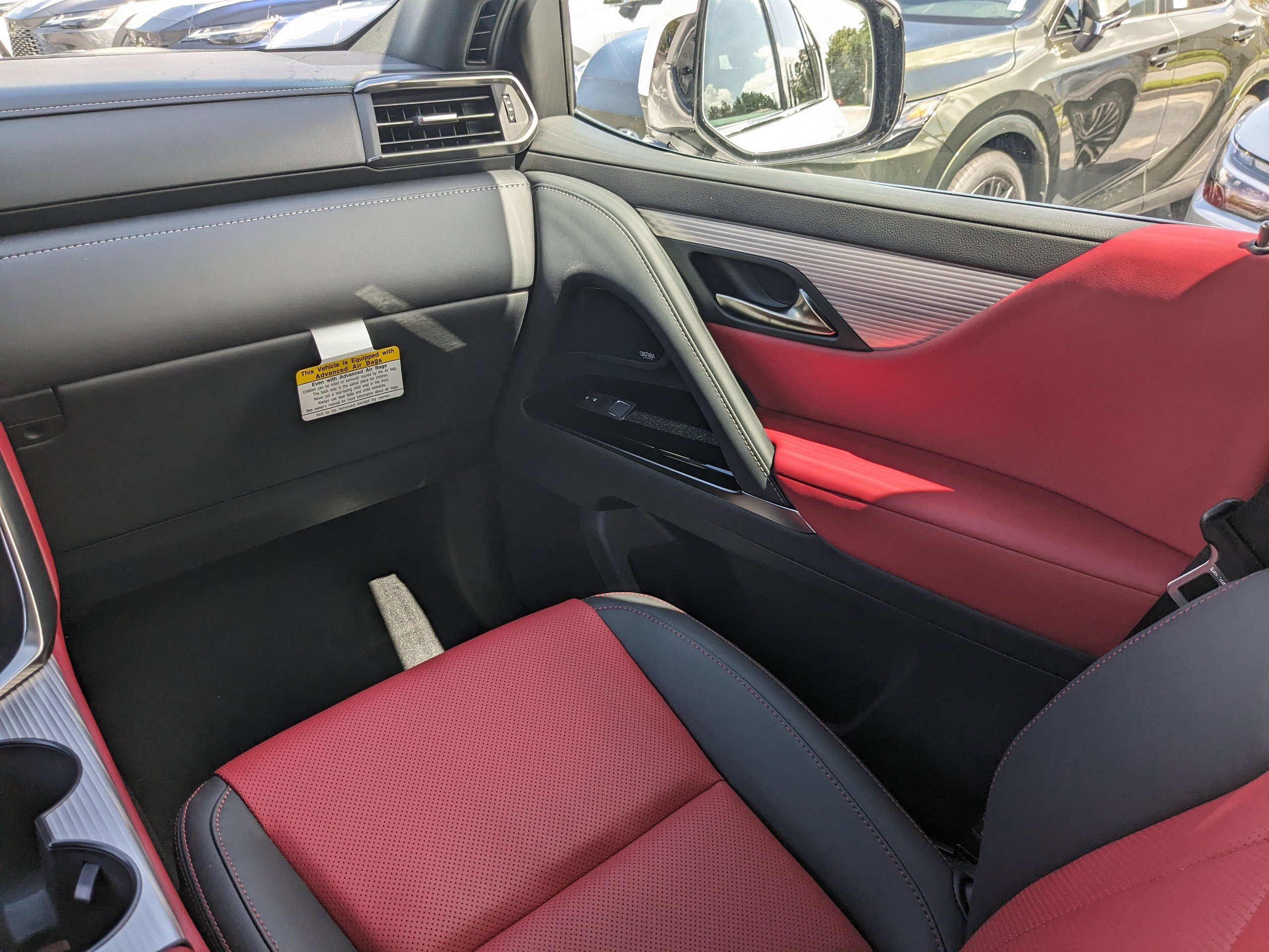 New 2025 Lexus LX 600 F Sport w/ Accessory Package (2T) image 17