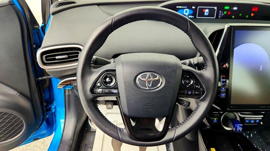 Used 2021 Toyota Prius Prime XLE FWD image 13