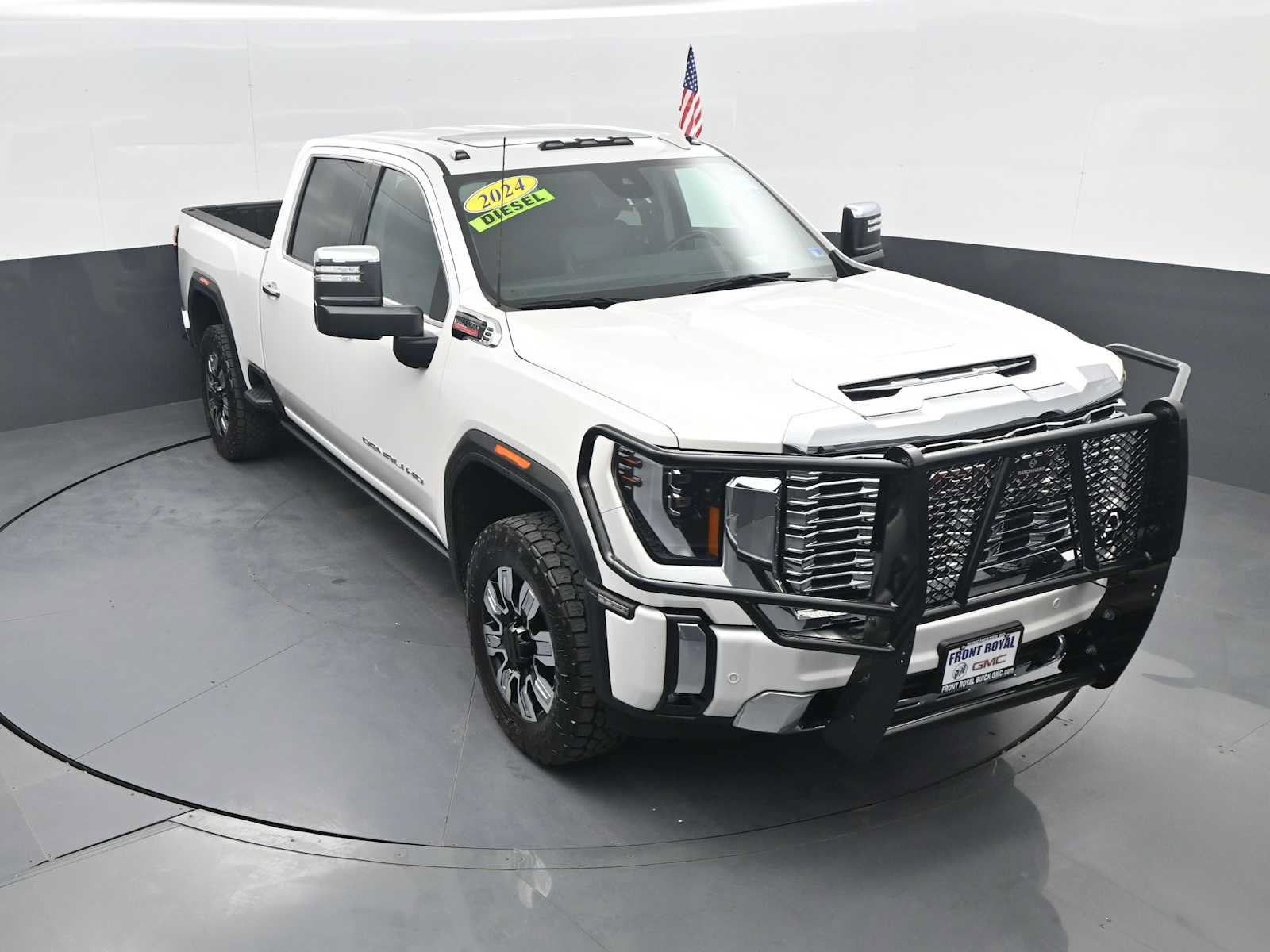 Used 2024 GMC Sierra 3500 Denali w/ Denali Reserve Package AWD/4WD image 29