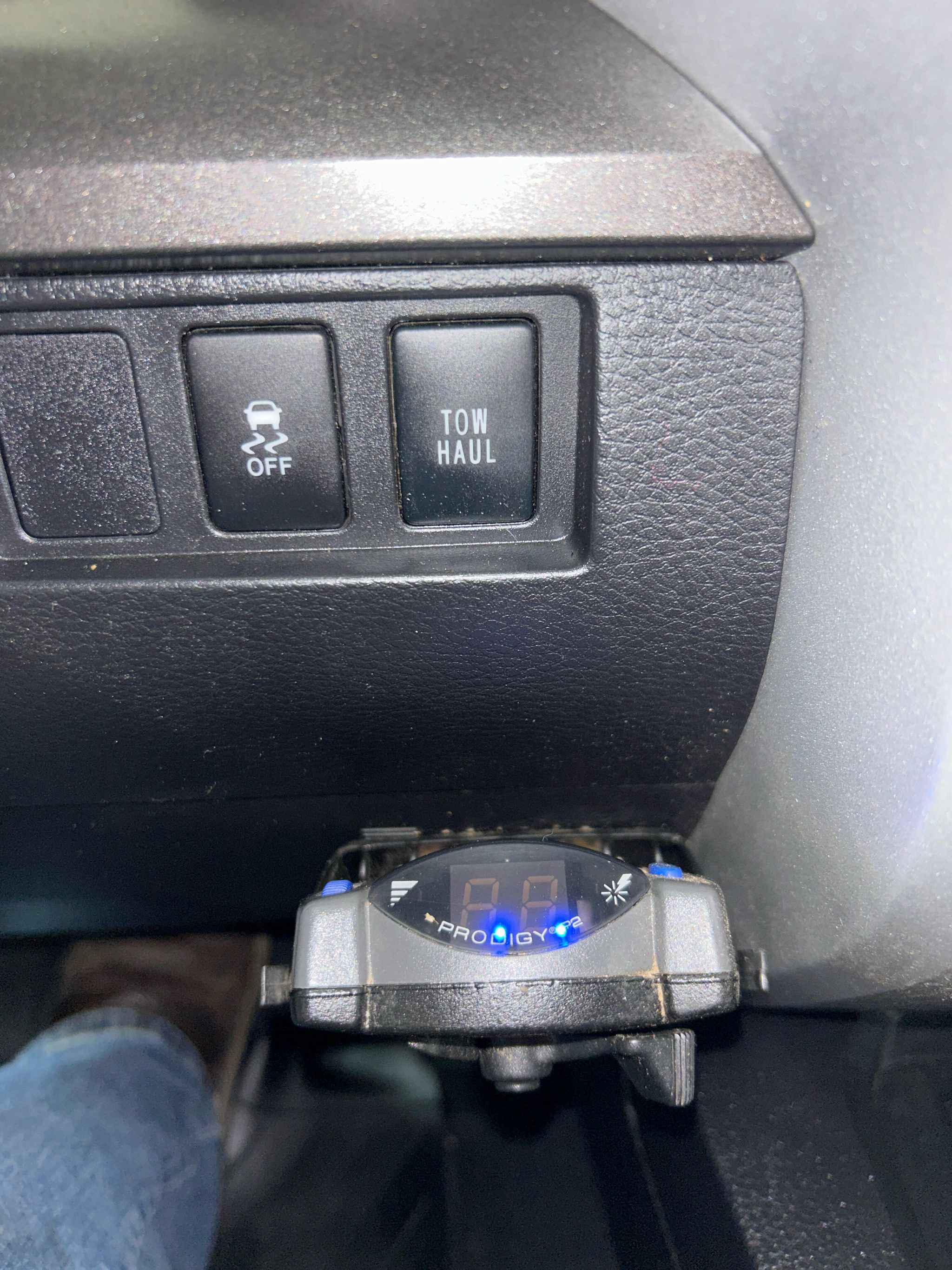 Used 2014 Toyota Tundra SR5 AWD/4WD image 14