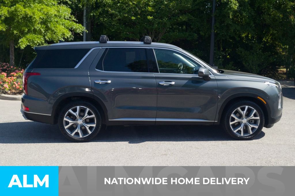 Used 2022 Hyundai Palisade SEL w/ Premium Package FWD image 4