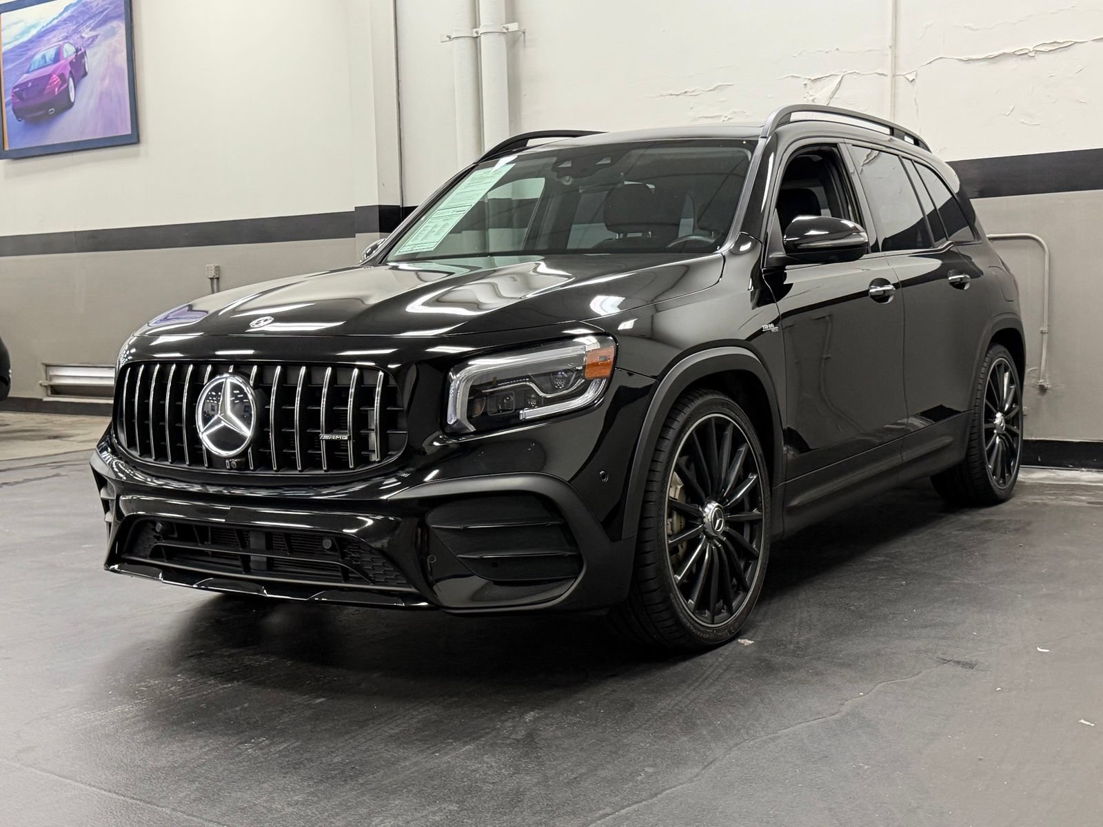 Certified 2022 Mercedes-Benz GLB 35 AMG 4MATIC image 6