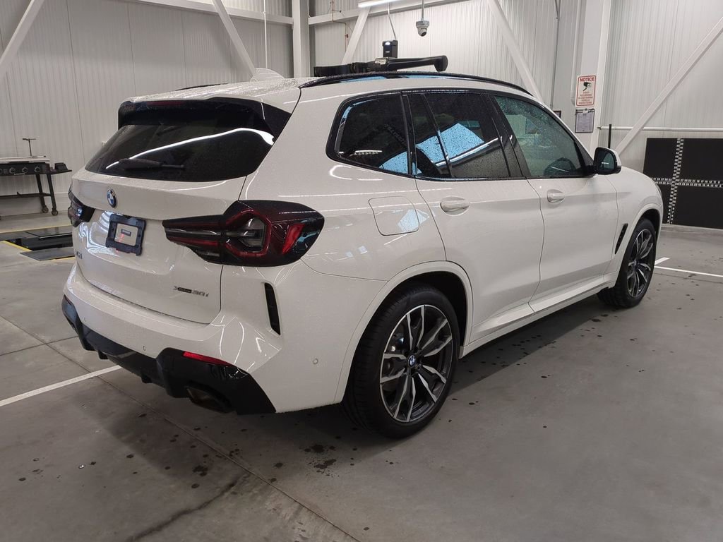 Certified 2023 BMW X3 xDrive30i w/ M Sport Package image 3