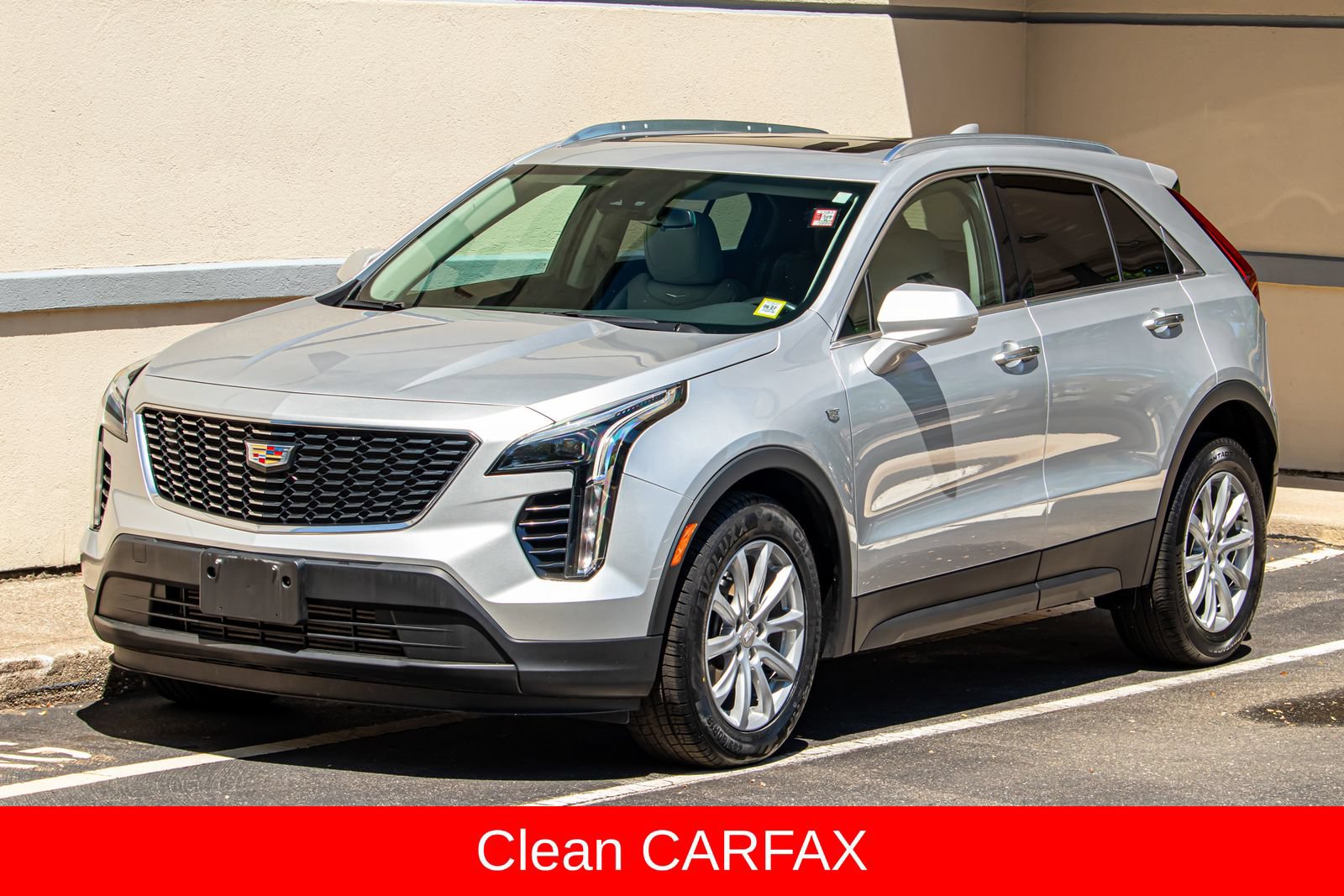 Used 2021 Cadillac XT4 Luxury w/ Cold Weather Package AWD/4WD image 1