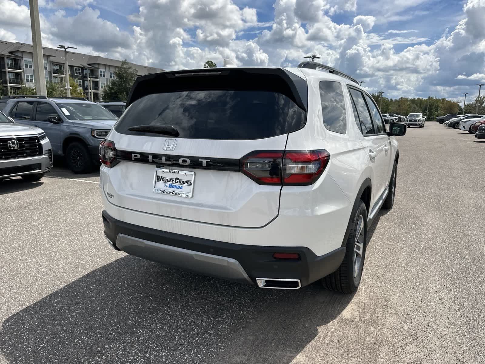 New 2026 Honda Pilot EX-L image 6