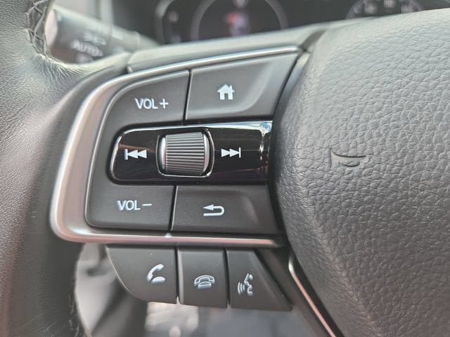 Used 2020 Honda Accord Touring image 24