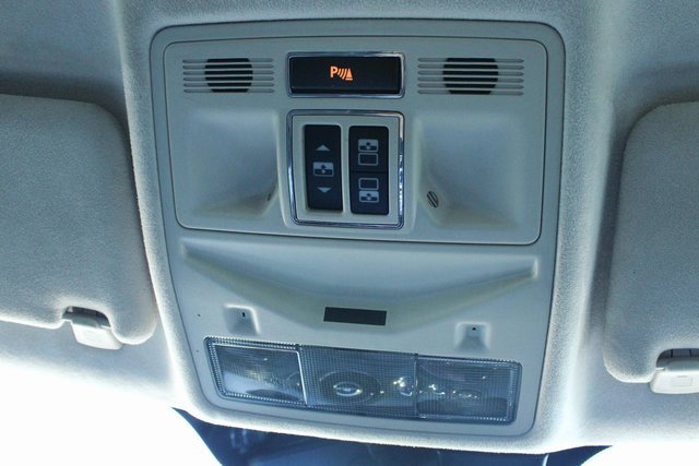 Used 2013 Jaguar XJ AWD image 27