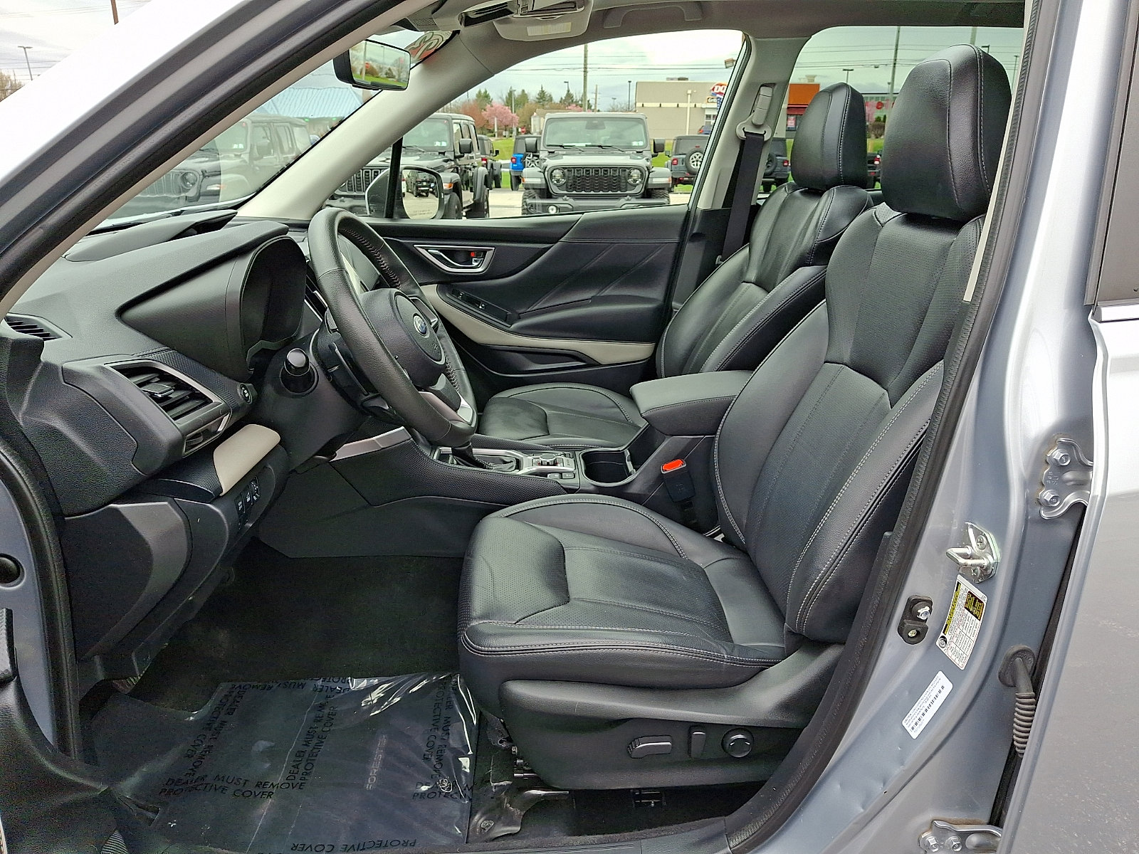 Used 2023 Subaru Forester Limited image 15