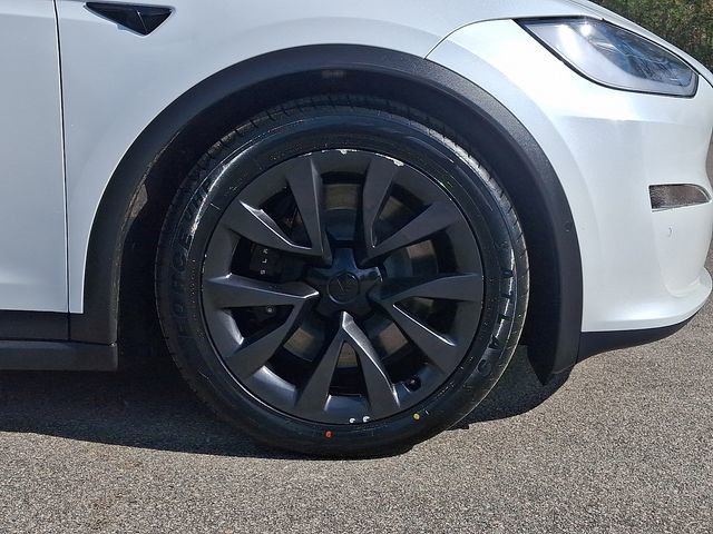 Used 2022 Tesla Model X image 10
