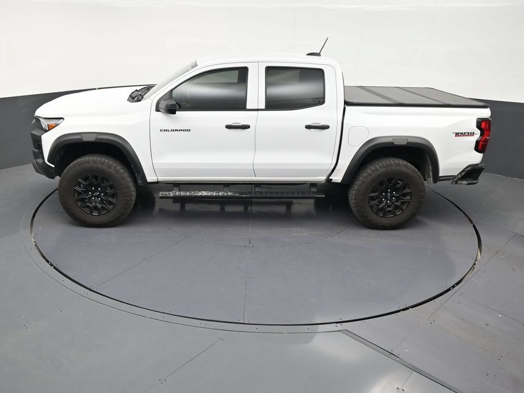 Used 2024 Chevrolet Colorado Trail Boss w/ Advanced Trailering Package AWD/4WD image 13