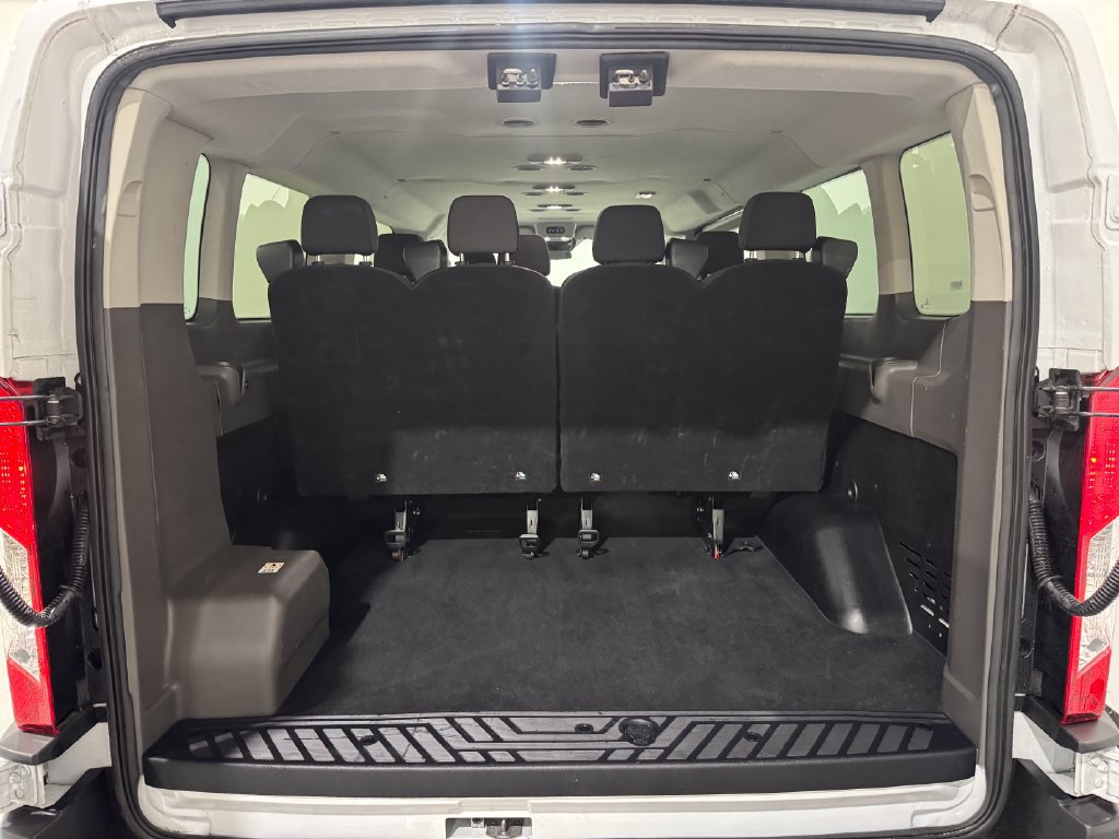 Used 2025 Ford Transit 350 XLT RWD image 21