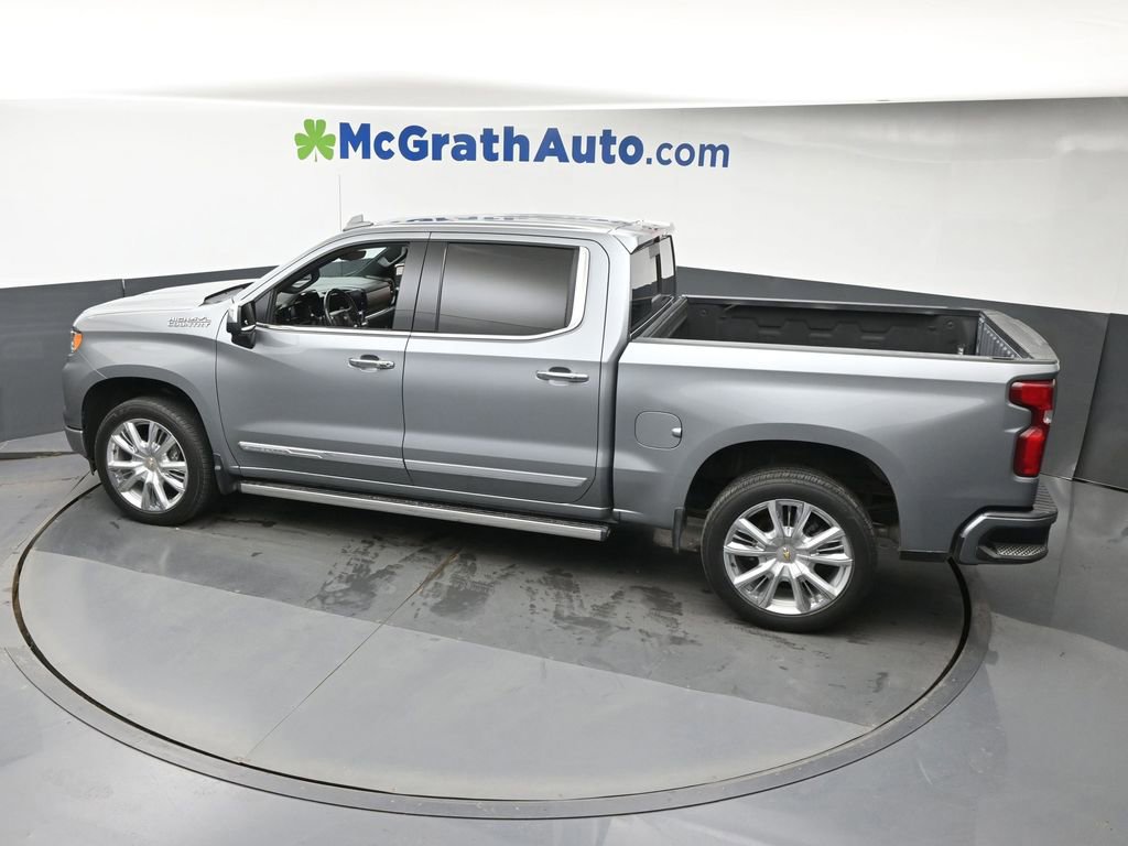Used 2023 Chevrolet Silverado 1500 High Country w/ High Country Premium Package AWD/4WD image 22