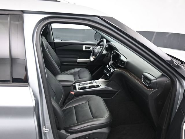 Used 2023 Ford Explorer Limited w/ Equipment Group 301A image 10