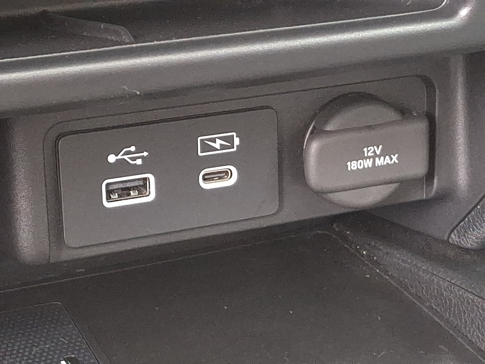 Used 2025 Honda Passport TrailSport image 24