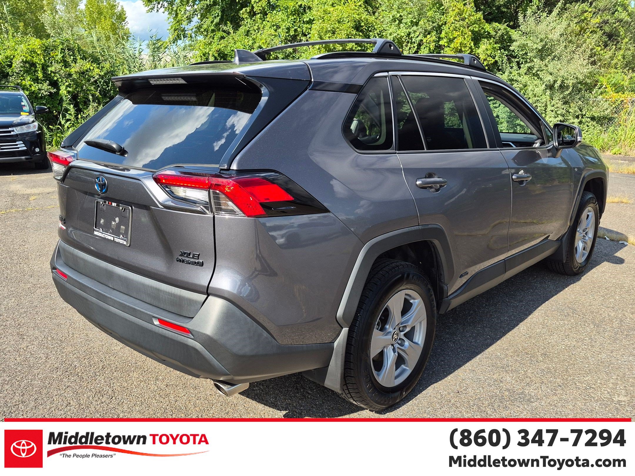 Certified 2022 Toyota RAV4 XLE AWD/4WD image 3