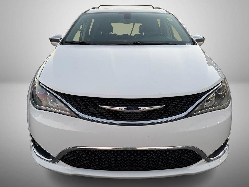 Used 2020 Chrysler Pacifica Limited FWD image 12
