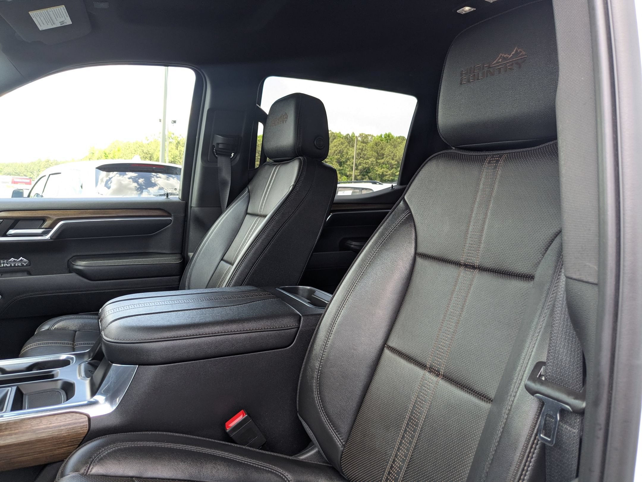 Used 2023 Chevrolet Silverado 1500 High Country AWD/4WD image 15