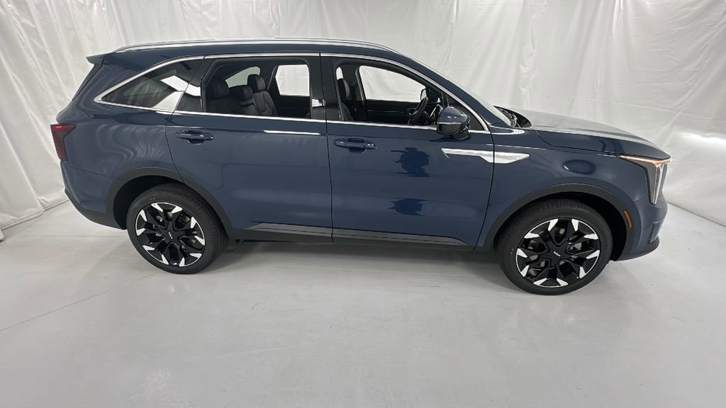 New 2026 Kia Sorento EX image 2