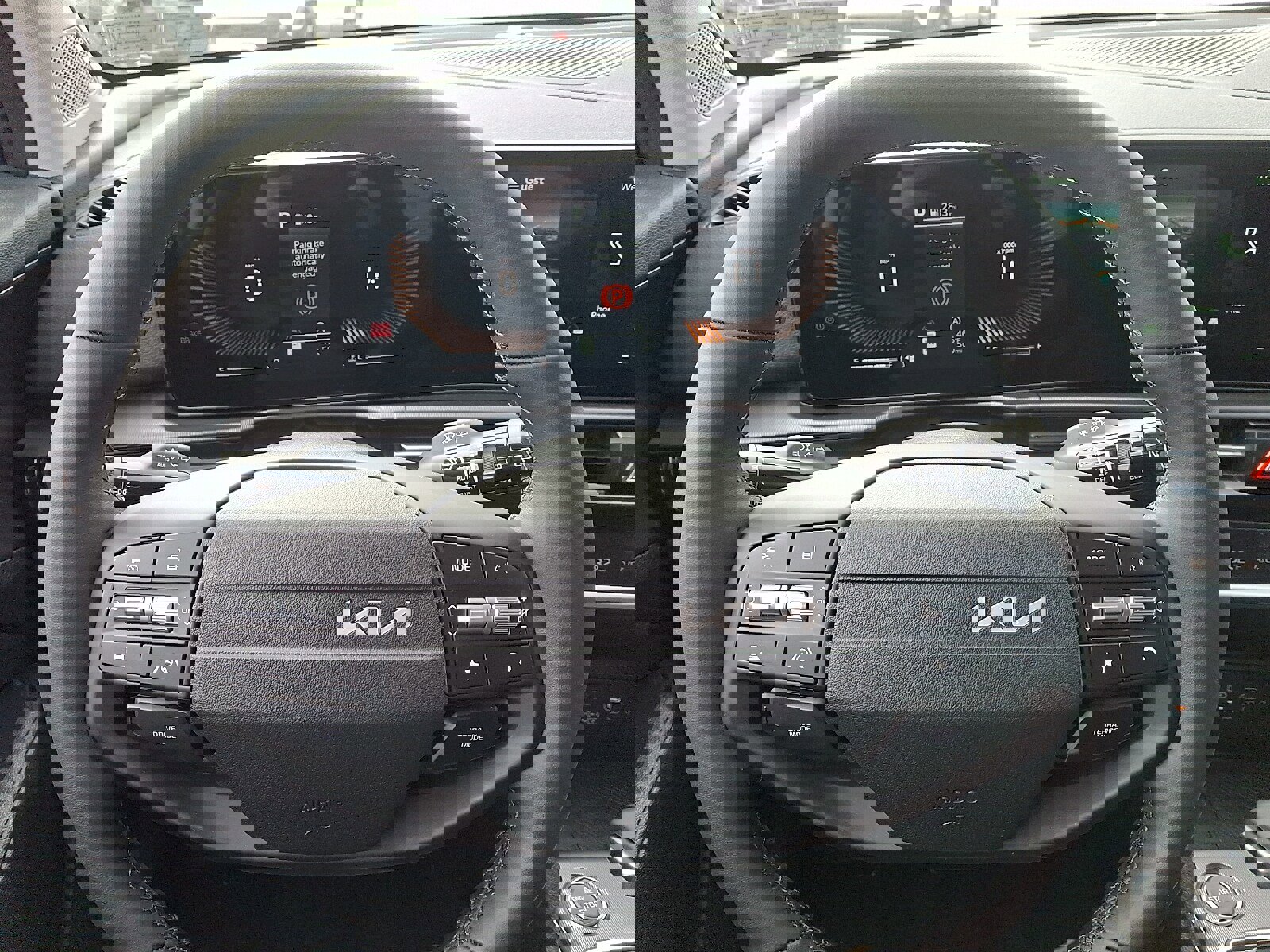 New 2026 Kia Sportage EX image 16