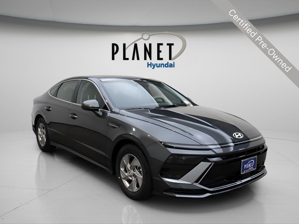 Certified 2025 Hyundai Sonata SE image 1