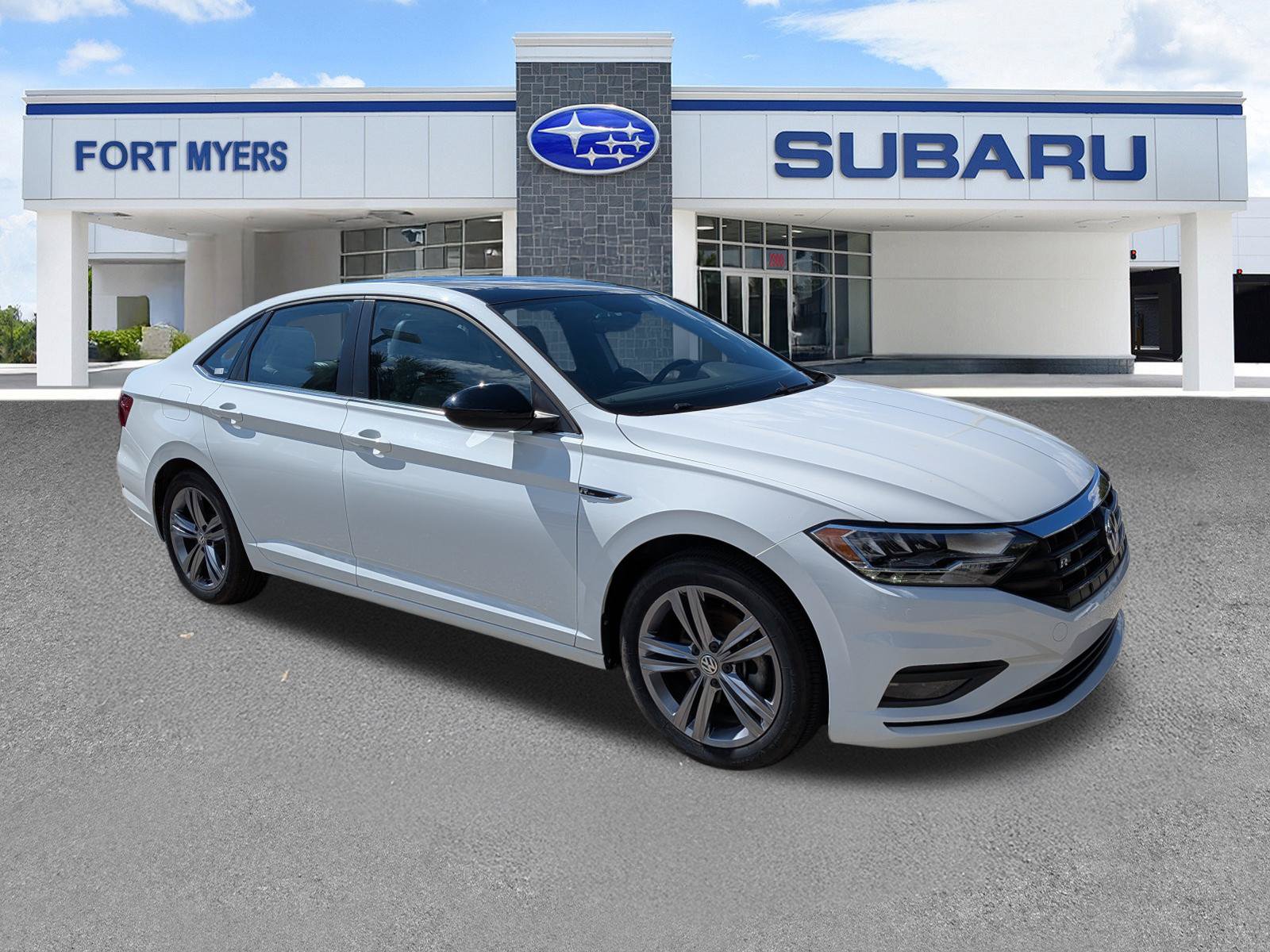 Used 2021 Volkswagen Jetta R-Line FWD image 2