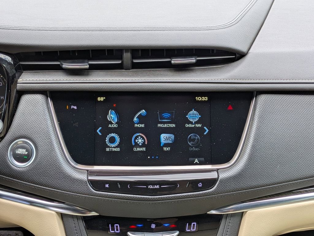 Used 2018 Cadillac XT5 FWD image 21