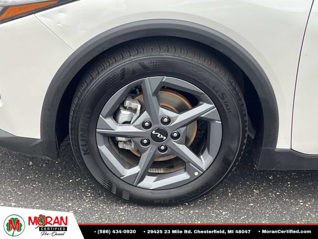 Used 2025 Kia K4 FWD image 9
