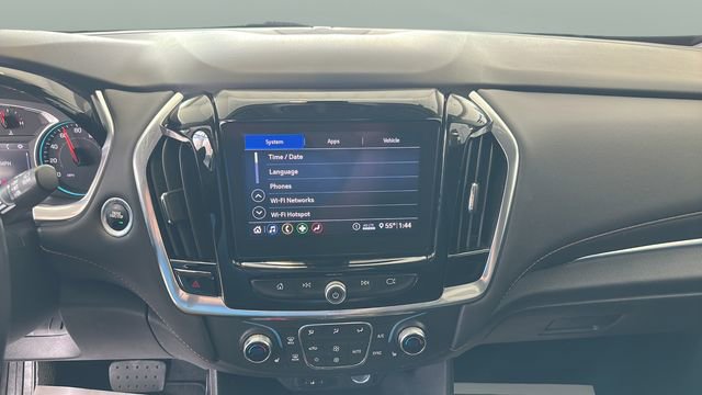 Used 2021 Chevrolet Traverse LT image 11