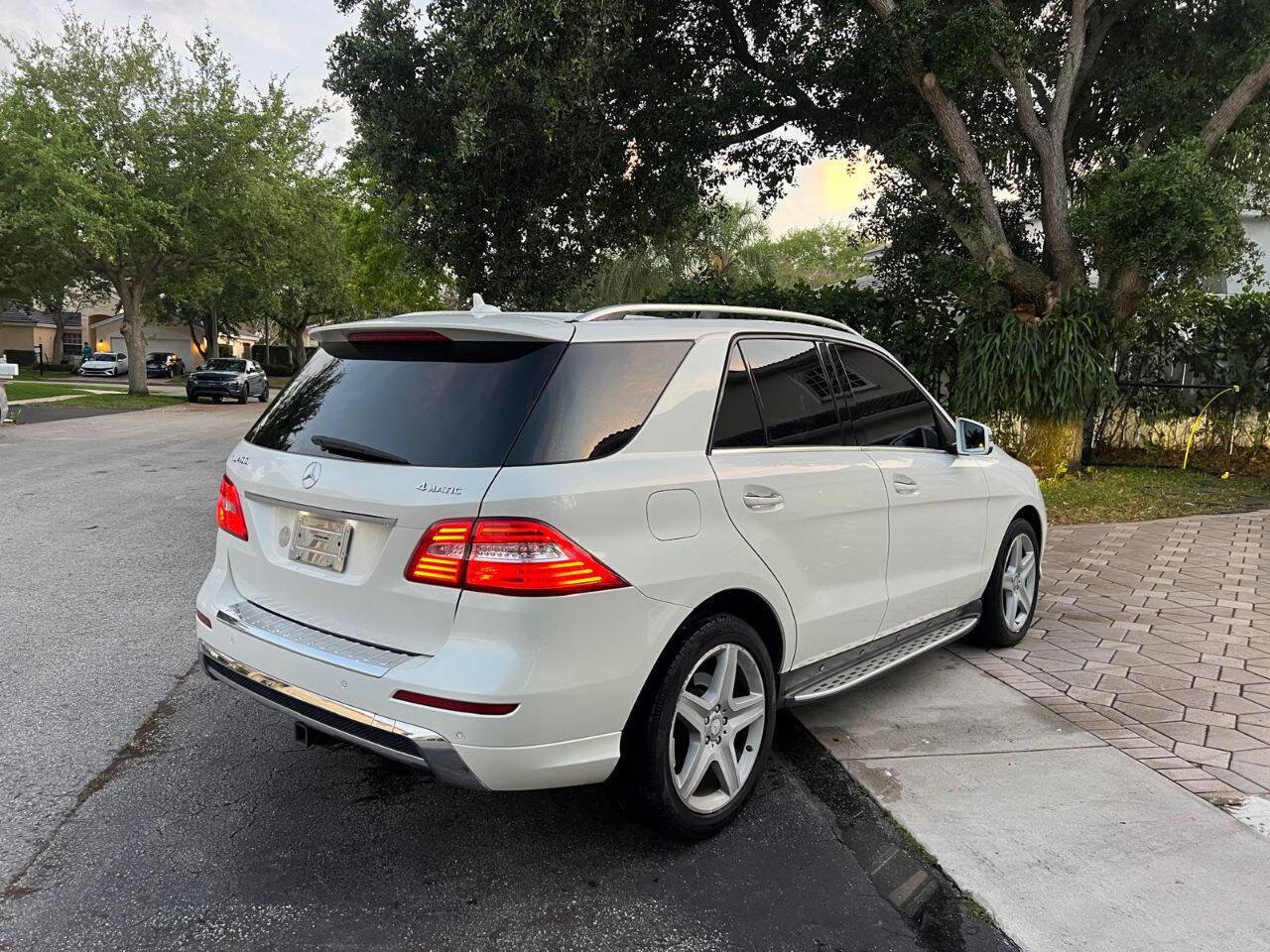 Used 2015 Mercedes-Benz ML 400 4MATIC image 6