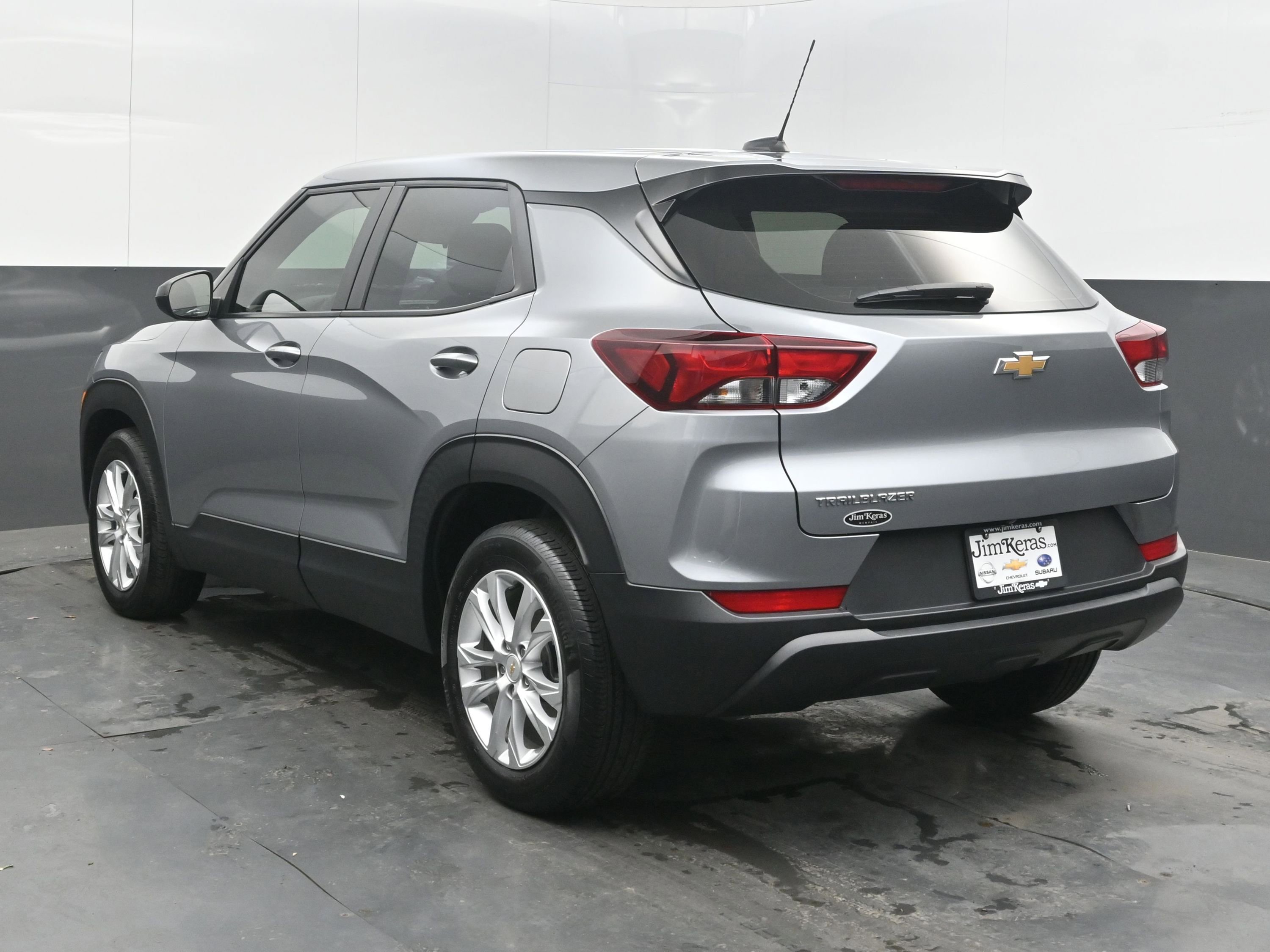 Used 2023 Chevrolet TrailBlazer LS FWD image 8