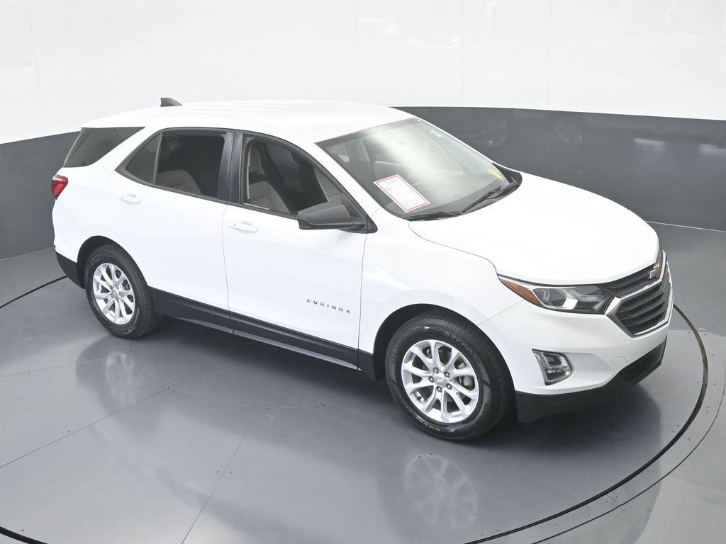 Used 2018 Chevrolet Equinox LS image 49