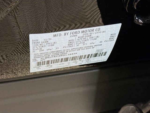 Used 2025 Lincoln Aviator Reserve AWD/4WD image 35