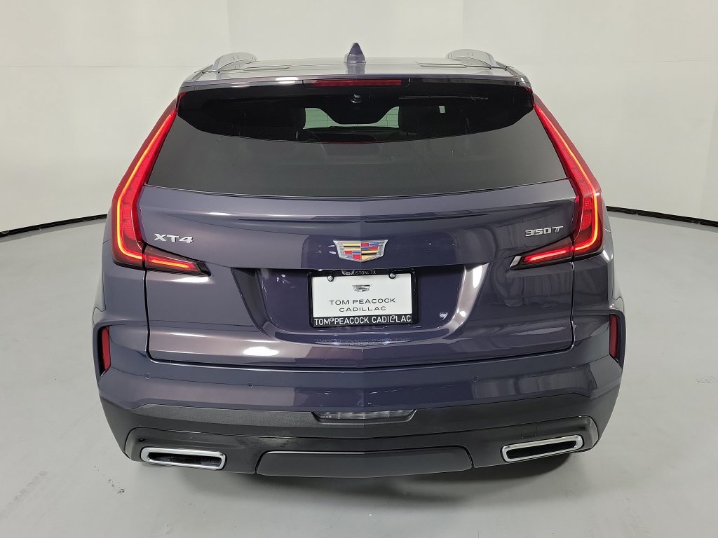 Used 2025 Cadillac XT4 Premium Luxury FWD image 5