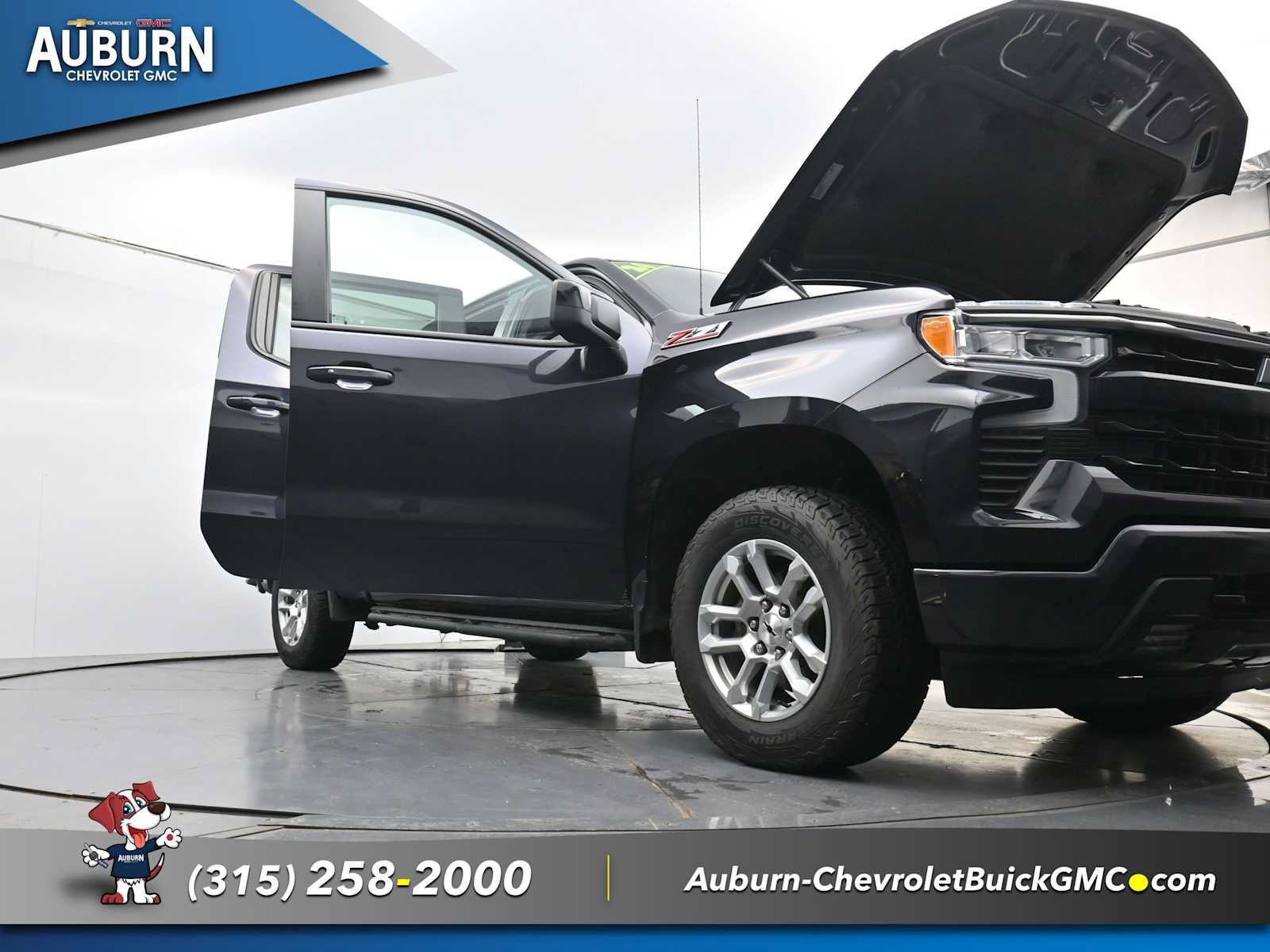Used 2024 Chevrolet Silverado 1500 RST AWD/4WD image 34