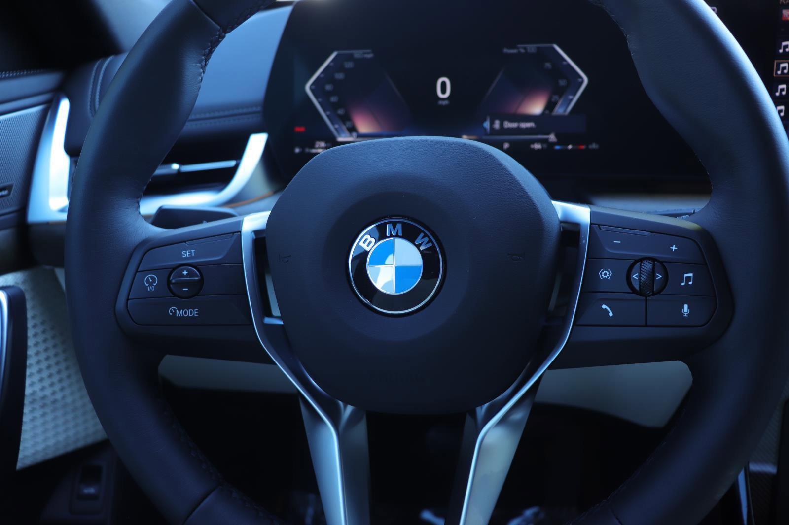 Used 2026 BMW X1 xDrive28i w/ Technology Package image 32