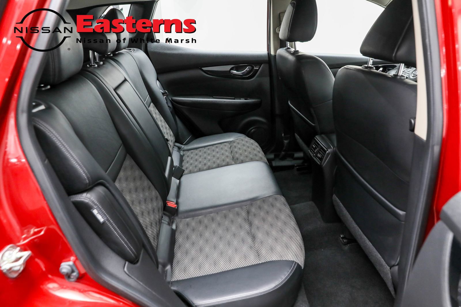 Used 2022 Nissan Rogue Sport SV w/ Technology Package image 21