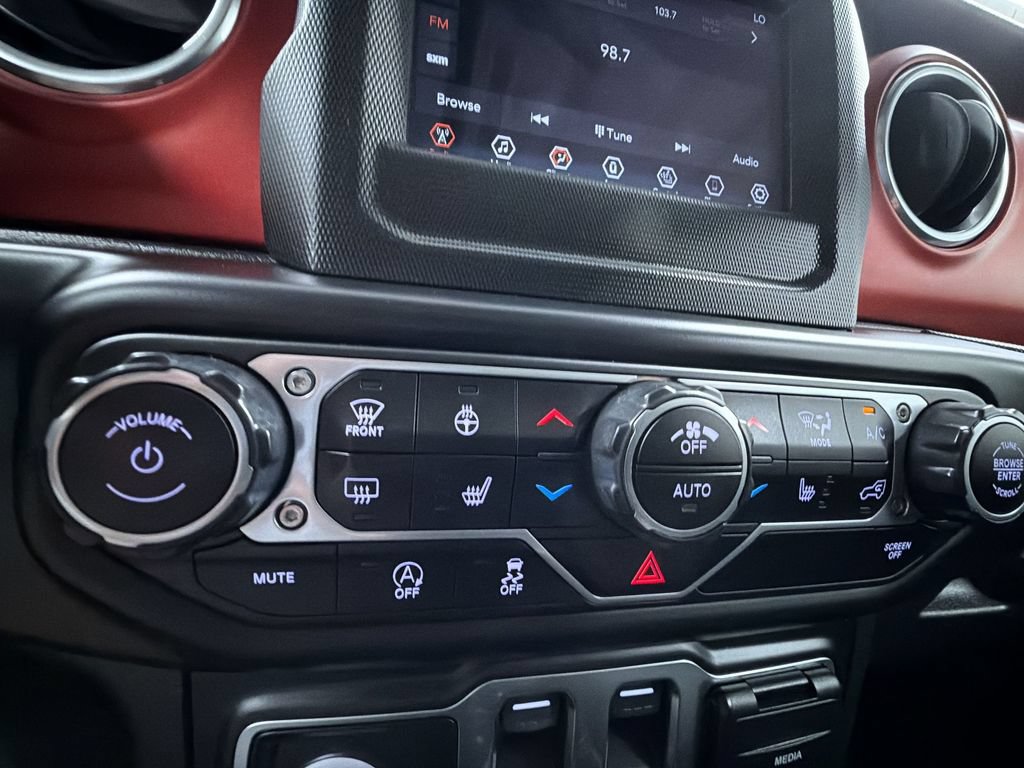 Used 2020 Jeep Wrangler Rubicon w/ Cold Weather Group AWD/4WD image 24