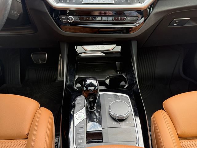 Used 2024 BMW X3 xDrive30i w/ Premium Package AWD/4WD image 11