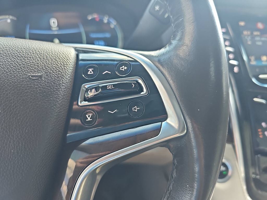 Used 2017 Cadillac Escalade ESV Luxury RWD image 18