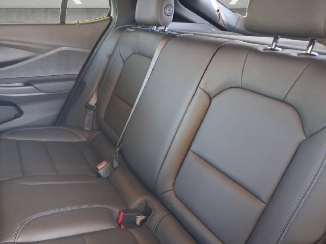 Used 2025 Buick Envista Sport Touring w/ Convenience I Package FWD image 28