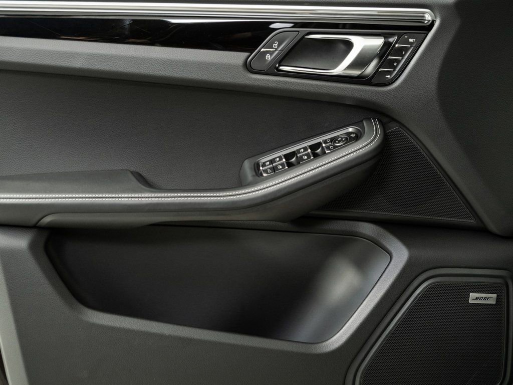 New 2026 Porsche Macan S image 6