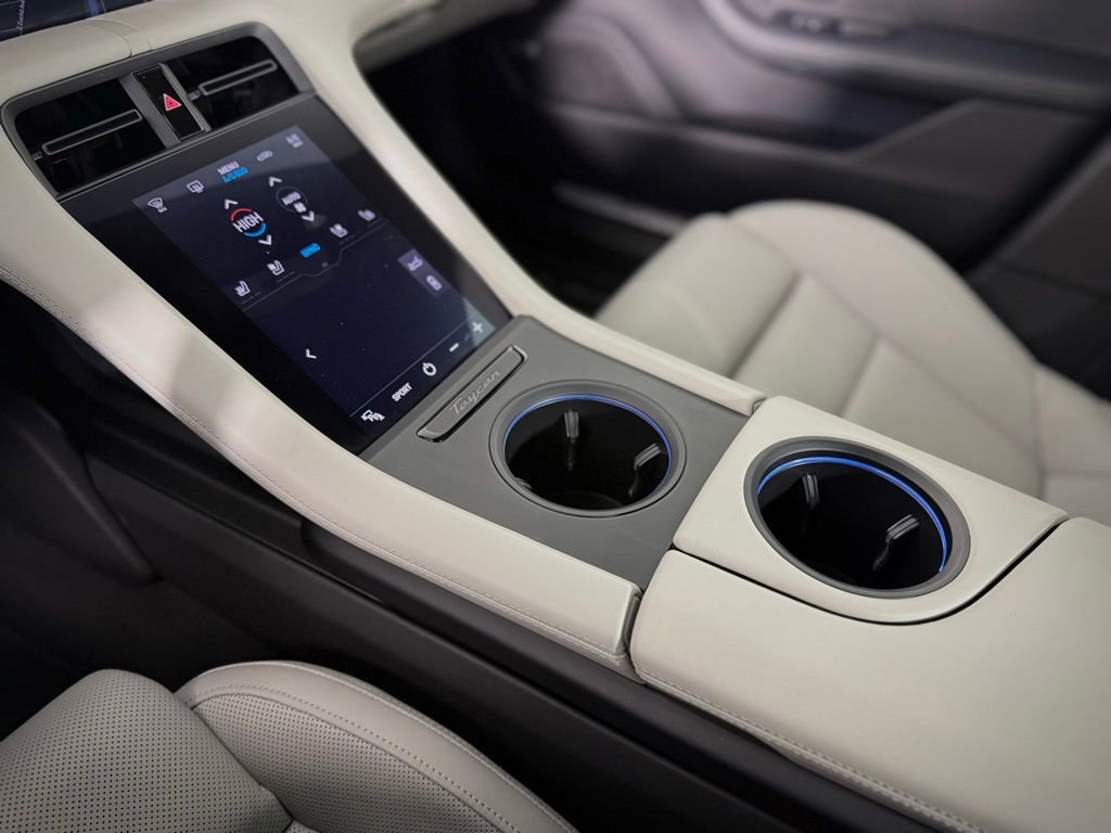 Certified 2022 Porsche Taycan 4S image 23